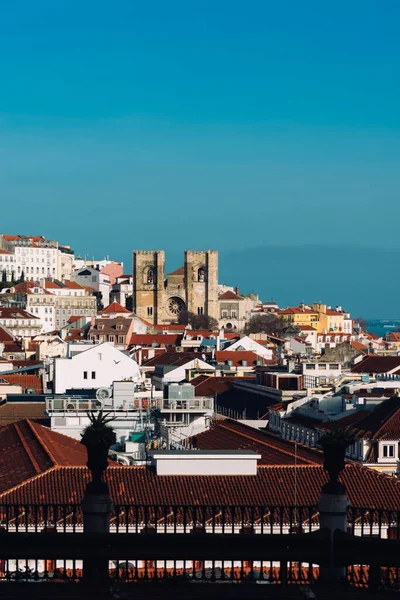 Vista Baixa Lisboa Incluindo Icónica Catedral Portugal — Fotografia de Stock