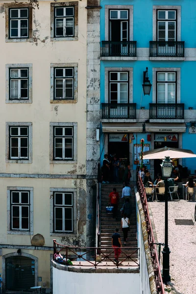 Lisbonne Portugal Juin 2022 Touristes Calcada Carmo Stairs Dans Centre — Photo