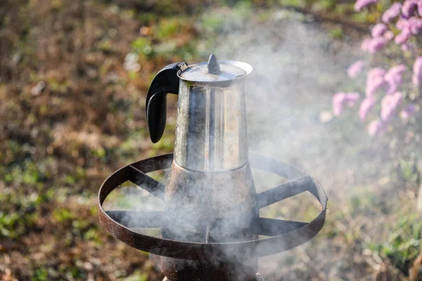 Making Coffee Garden Geyser Coffee Maker Wood Burning Stove Beautiful — Stock Photo, Image