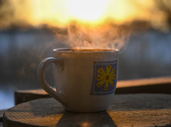 Morning Cup Coffee Winter Terrace Backdrop Rising Sun Sunrise — Stockfoto
