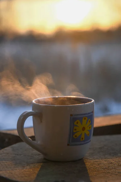 Morning Cup Coffee Winter Terrace Backdrop Rising Sun Sunrise — Fotografia de Stock