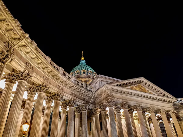 Sint Petersburg Rusland Circa Augustus 2020 Uitzicht Kazansky Kathedraal Nachts — Stockfoto