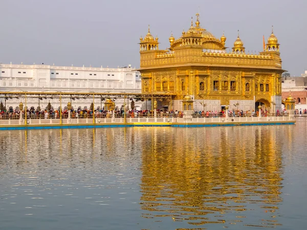 アムリトサル インド Circa April 2018 アムリトサルの黄金寺院の美しい景色 — ストック写真