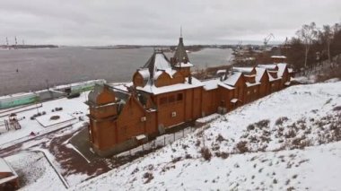 Gorodets, Rusya - Kasım 2021. Volga Nehri kıyısındaki Karmaşık Sanatçılar Şehri. Gorodets halk sanatı ve müzesinin merkezidir..