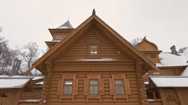 Gorodets Rusia Circa Noviembre 2021 Decoración Ventana Tallada Patrones Ornamentales — Vídeo de stock