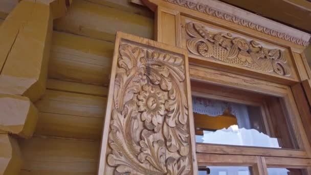 Gorodets Rusia Circa Noviembre 2021 Decoración Ventana Tallada Patrones Ornamentales — Vídeo de stock