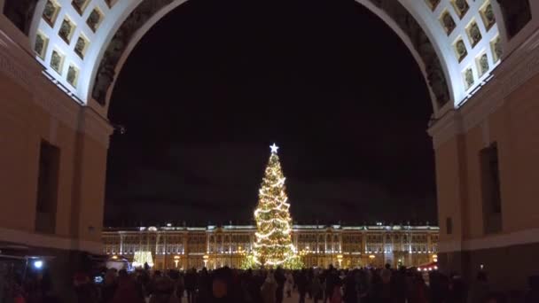 Sint Petersburg Rusland Circa December 2021 Nieuwjaarsboom Het Centrale Plein — Stockvideo