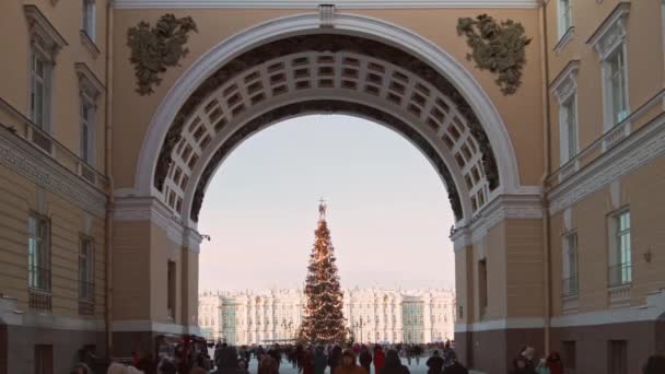 Sint Petersburg Rusland Circa December 2021 Nieuwjaarsboom Het Centrale Plein — Stockvideo