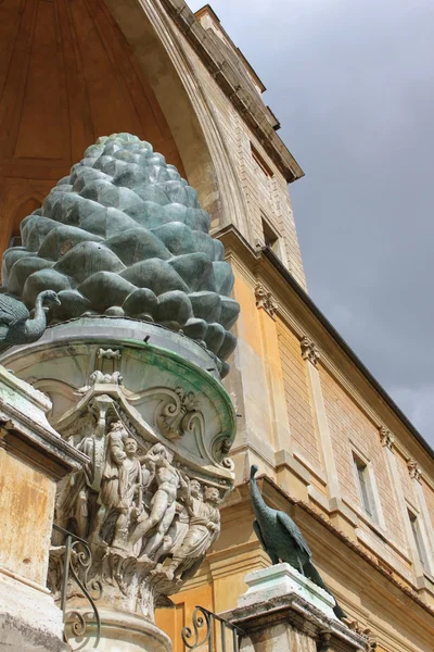 Binnenplaats van het Vaticaanse museum — Stockfoto