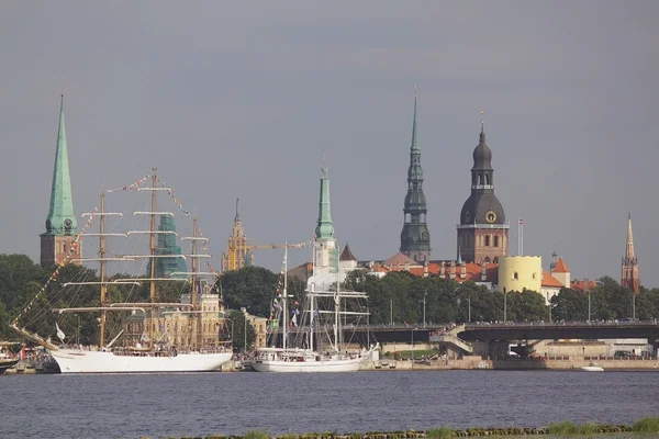 RIGA, LATVIA - JULHO 26: Regata As Corridas de Navios Altos 2013 — Fotografia de Stock