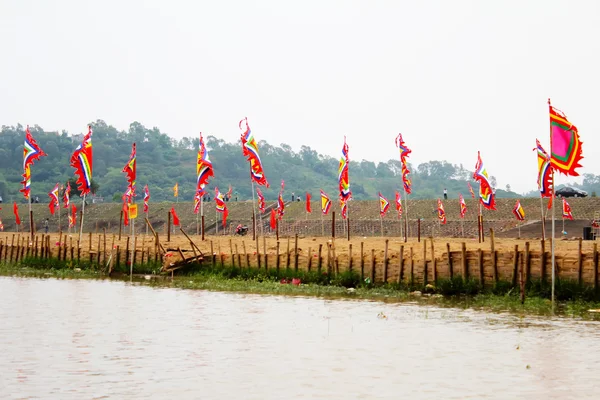 Geleneksel festivalde Vietnam bayrağı — Stok fotoğraf