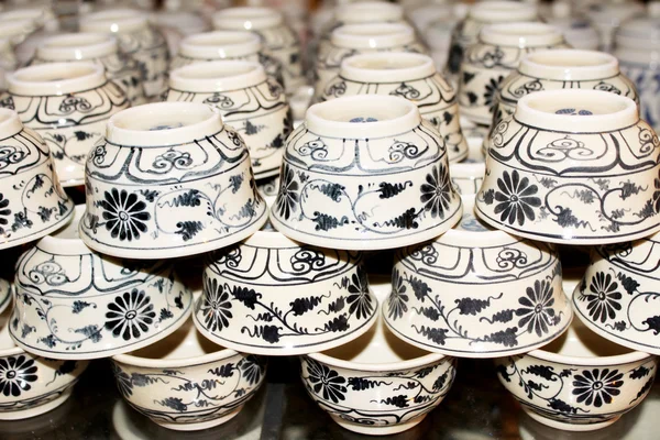 Ceramic products of Chu Dau ceramic — Stock Photo, Image