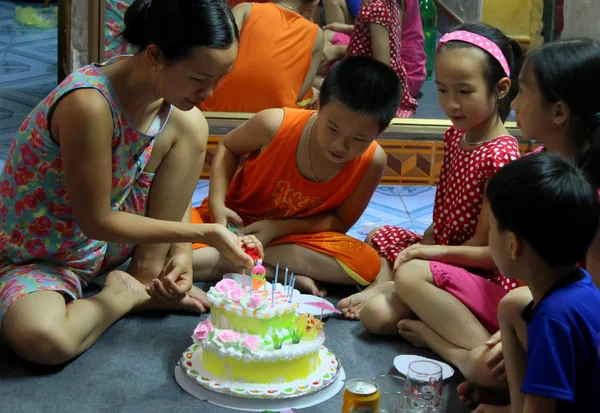 Fiesta de cumpleaños del niño — Foto de Stock