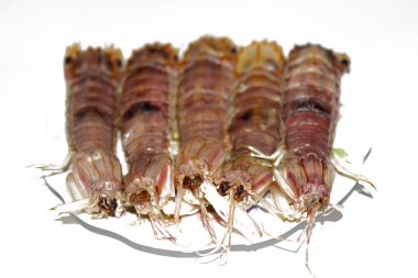 buğulanmış karides yemek