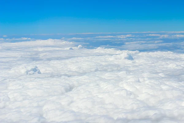 Il cielo nuvoloso — Foto Stock