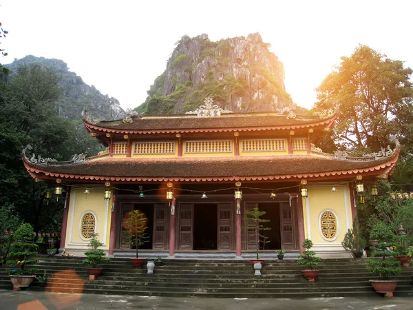 Templo no estilo arquitetônico tradicional do leste, Hai D — Fotografia de Stock