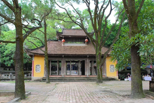 Tempio nello stile architettonico tradizionale dell'est, Hai D — Foto Stock