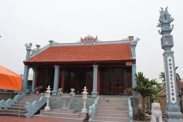 Groep mensen te tempel branden van wierook ceremonie voor geluk — Stockfoto