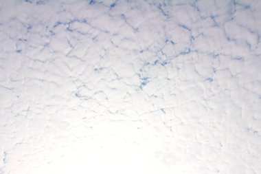 Gökyüzündeki bulutlar