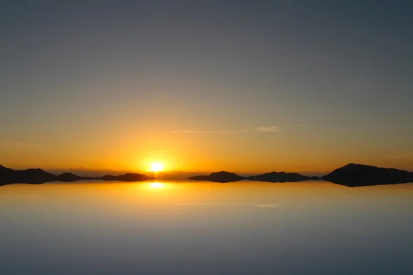 Puesta de sol en el mar —  Fotos de Stock