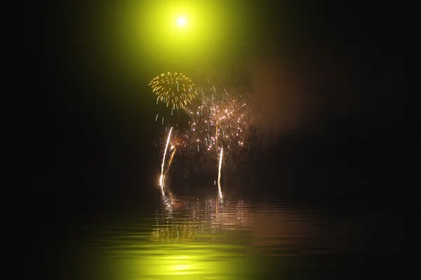 Fuegos artificiales —  Fotos de Stock