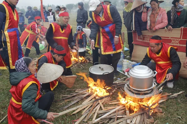 People exam to make round sticky rice cake — Stock Photo, Image