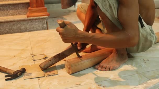 Carpenter working in the carpentry workshop — Stock Video