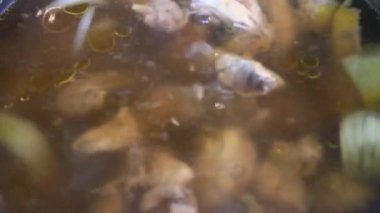 Mutfakta Mantar Çorbası Pişiriyorum