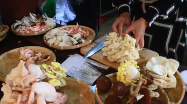 Mutfakta Mantar Çorbası Pişiriyorum