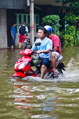 Thai flood crisis at Charoen Krung road clipart