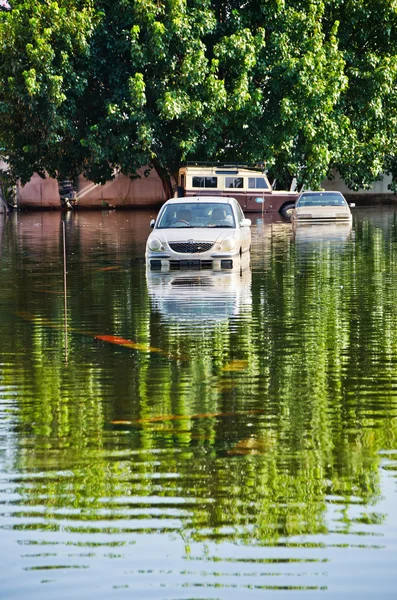 Jaransanitwong Road, közben a legrosszabb árvíz — Stock Fotó