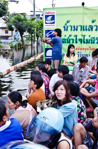 Thai flood crisis at Bangkok, Thailand — Stock Photo, Image