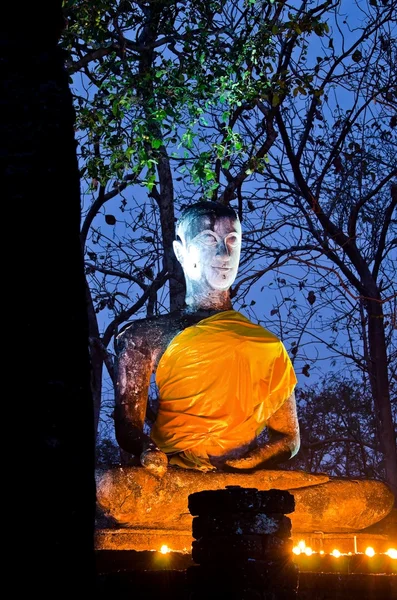 Buddha statue in Sukhothai Historical Park — Stockfoto