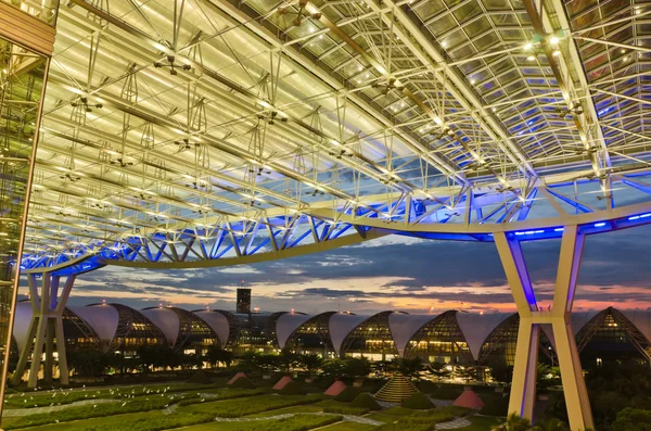 Аэропорт Суварнабхуми, Бангкок, Таиланд — стоковое фото