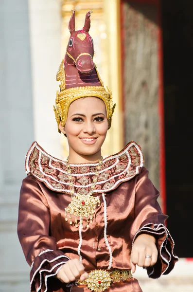 Unbekannte Schauspielerin zeigt asawa leela dance — Stockfoto