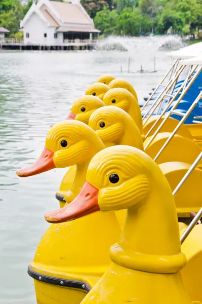Duck look-alike boat — Stock Photo, Image
