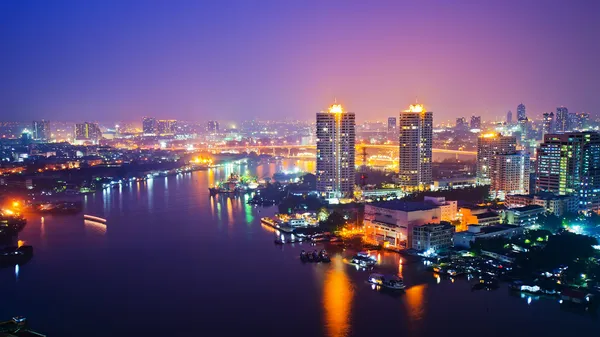 Bangkok stad scape på natten — Stockfoto