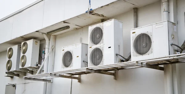 Compressor van de airconditioner — Stockfoto