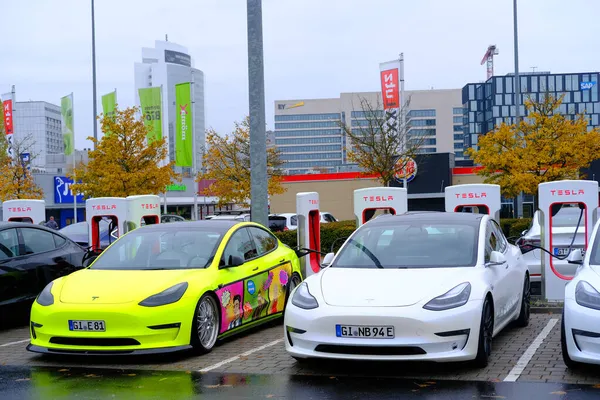 Frankfurt Germany October 2021 Many Tesla Light Electric Cars Replenish — Stock Photo, Image