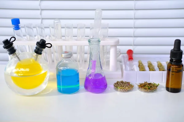 Laboratoire Marijuana Médicale Recherche Scientifique Plantes Cannabis Vert Concept Production — Photo