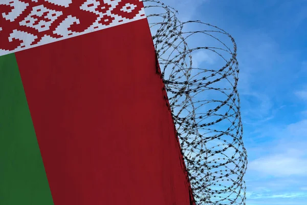 水泥墙上的贝拉罗斯国旗 铁丝网围栏 监狱概念 警察国家象征 领土边界 极权主义政权 对公民权利和自由的限制 — 图库照片