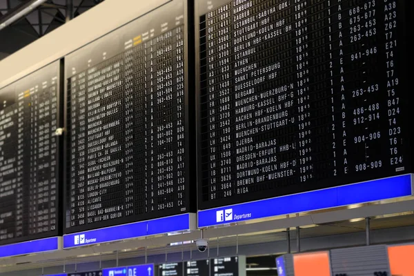 Black Flight Departures Information Board Electronic Scoreboard Schedule Frankfurt Airport — 图库照片