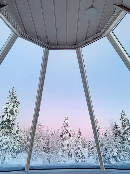 Όμορφο Χειμερινό Τοπίο Σύντομη Πολική Ημέρα Μέσα Από Παράθυρο Χιονόπτωση — Φωτογραφία Αρχείου