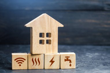 Ev hizmetleri. Faturalar ve ödemeler. İletişim kurulması ve tedarik şirketleriyle sözleşmelerin imzalanması. Elektrik, su, gaz. İnternet hizmetleri. Şehir ağına bağlanılıyor