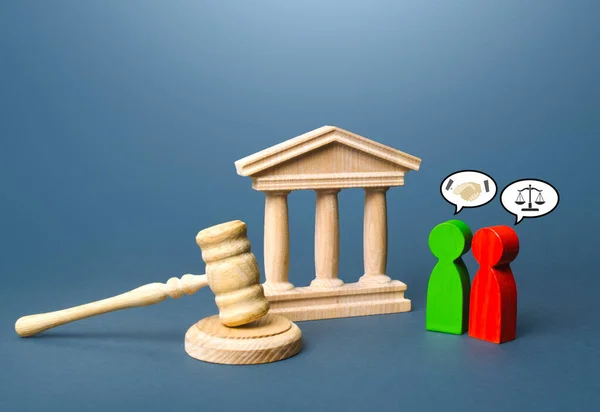 Court and justice. Sides of judgment trial come to a compromise. Reaching consensus. Extrajudicial agreement. Settlement of the problem in a particular case. Resolution of disputes and conflicts.