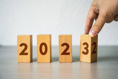 Yeni yıl 2023 'e başlayın. Noel tatili. Eğilimler ve değişiklikler, yeni zorluklar. Yeni planlar ve hedefler belirle. Moda ve fikirler. Özetliyorum. Geleceğe. İş amaçlarına ulaşılıyor. Analizler.