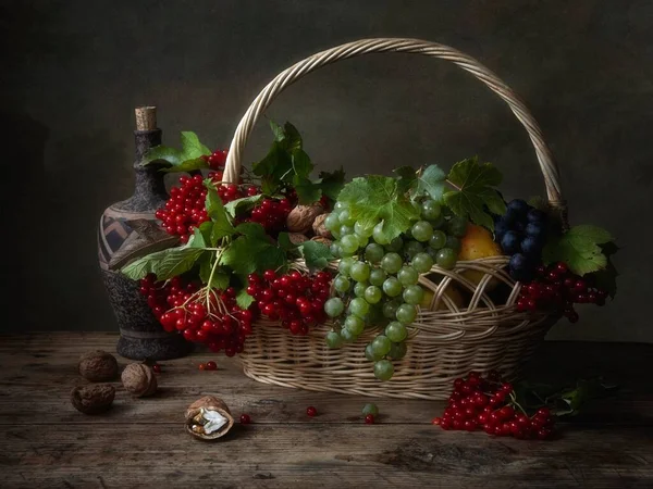 Nature Morte Avec Panier Fruits — Photo