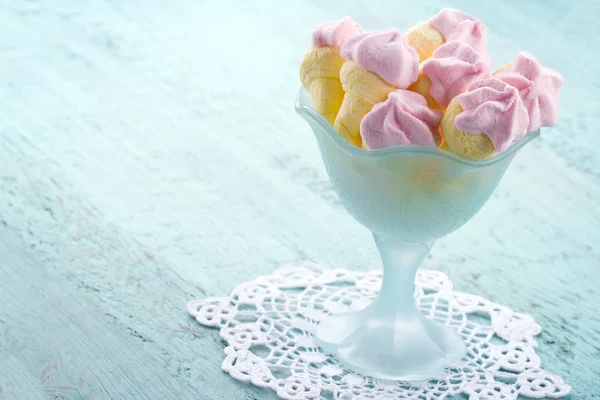 Marshmallows shaped as ice cream — Stock Photo, Image