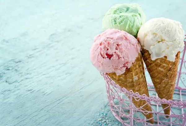 Three ice cream cones — Stock Photo, Image