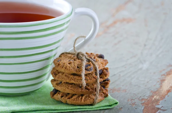 Teacup with cookies — Stock Photo, Image
